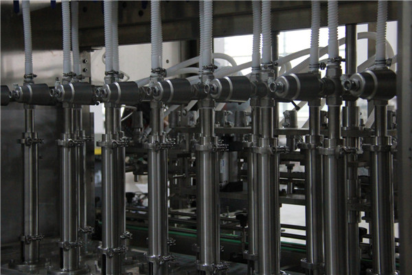 大容量トウガラシソースリニア液体充填機